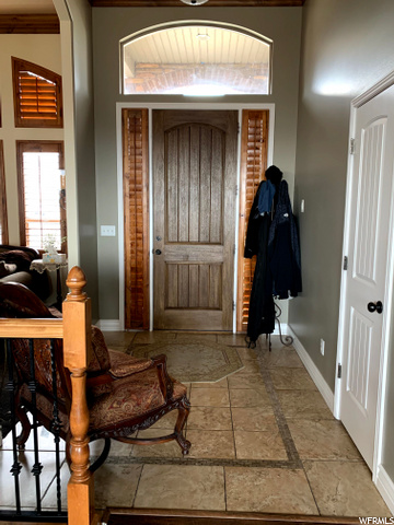 649 E Westbrook Cir, Kaysville, UT 84037 — photo 3
