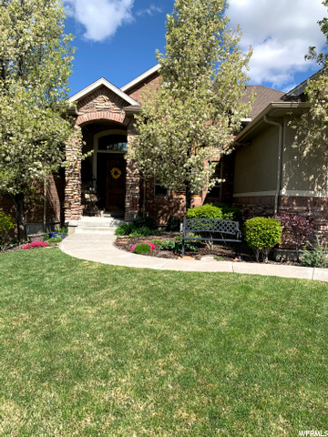 649 E Westbrook Cir, Kaysville, UT 84037 — photo 2
