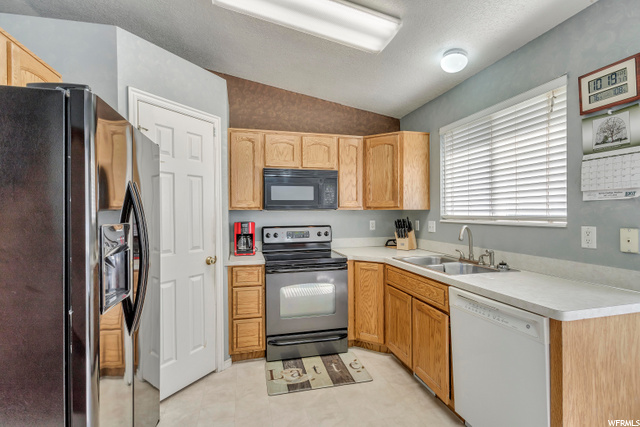 1966 N 2475 W, Clinton, UT 84015 — photo 12