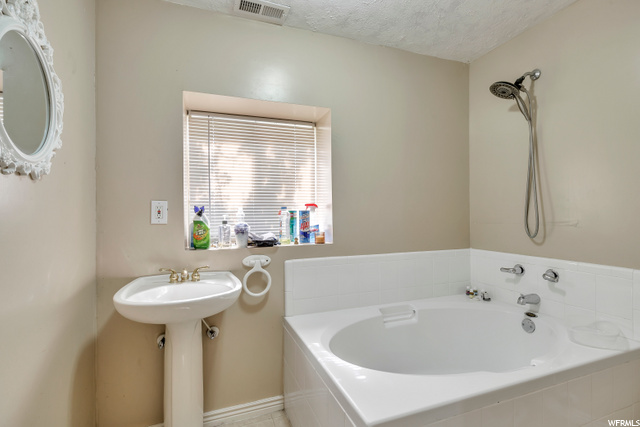 1966 N 2475 W, Clinton, UT 84015 — photo 11