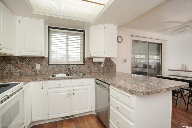 1047 N 575 W, Clinton, UT 84015 — photo 10