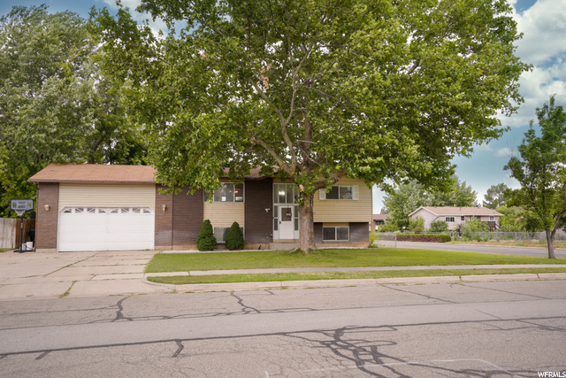 1047 N 575 W, Clinton, UT 84015 — photo 2