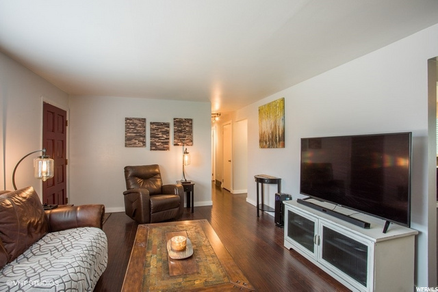 777 W 300 N, Clearfield, UT 84015 — photo 4