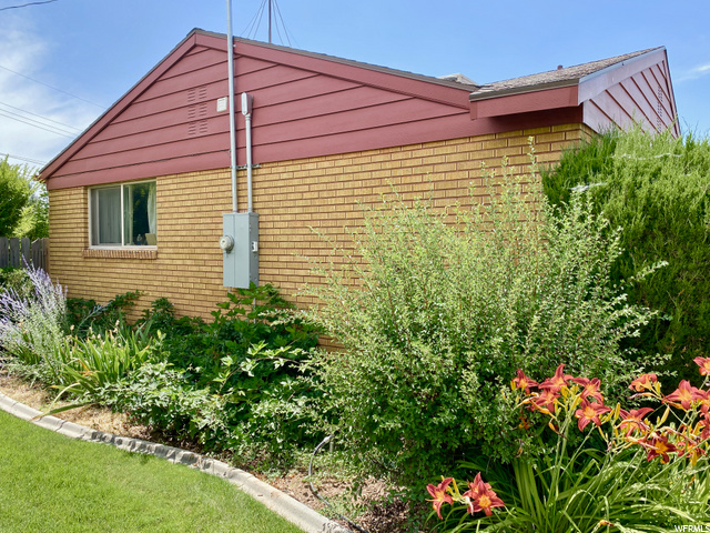 981 Vitt Dr, Ogden, UT 84404 — photo 5
