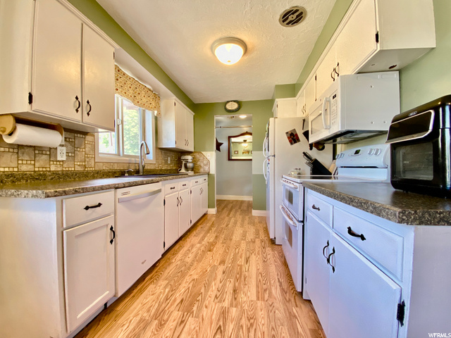 981 Vitt Dr, Ogden, UT 84404 — photo 10