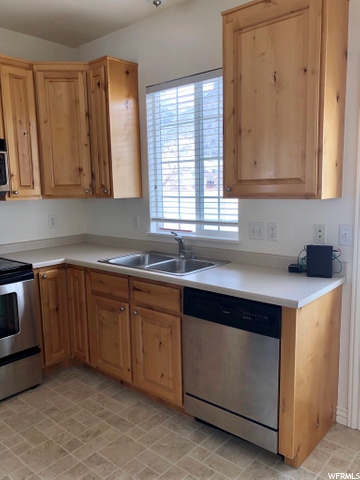 712 N 200 St E, Springville, UT 84663 — photo 11