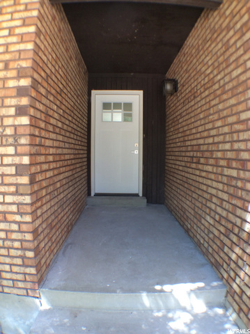 10726 S 865 E, Sandy, UT 84094 — photo 2