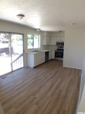 10726 S 865 E, Sandy, UT 84094 — photo 3