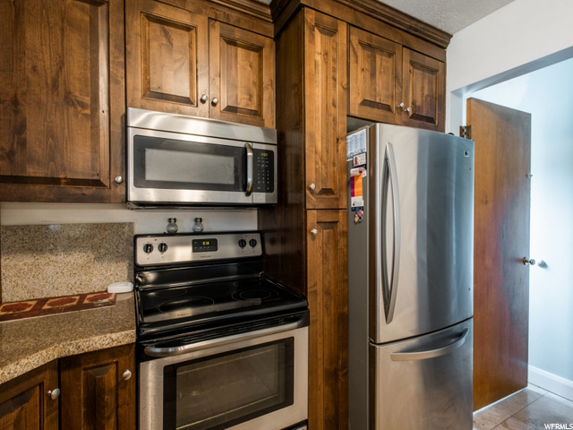 907 S Mountain Rd, Ogden, UT 84404 — photo 11