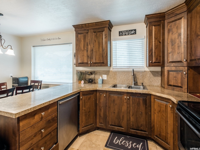 907 S Mountain Rd, Ogden, UT 84404 — photo 9