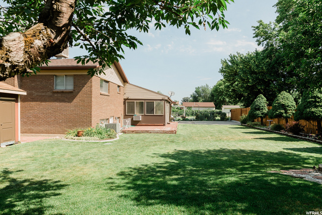 8583 S 520 E, Sandy, UT 84070 — photo 4