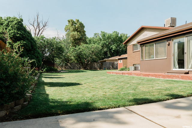 8583 S 520 E, Sandy, UT 84070 — photo 5
