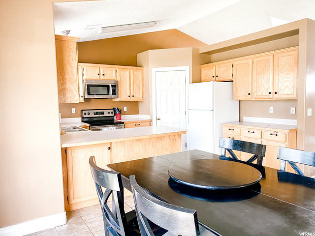 643 Cook Dr, Layton, UT 84041 — photo 8