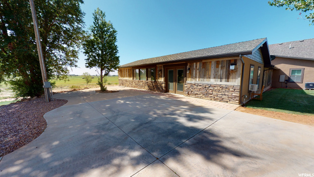 6590 N 9500 E, Lapoint, UT 84039 — photo 12