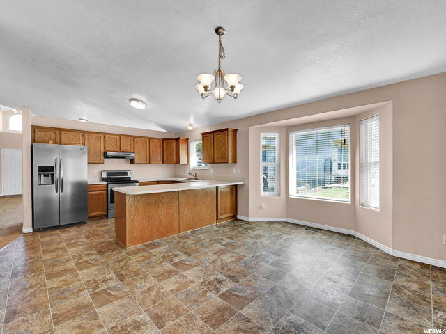 2823 W 5175 S, Roy, UT 84067 — photo 8