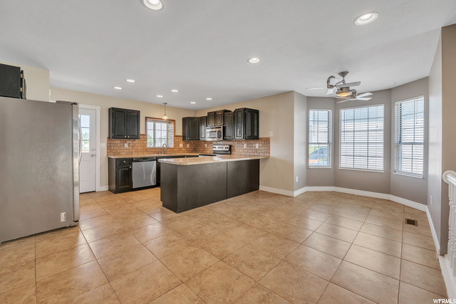 5887 S 3200 W, Roy, UT 84067 — photo 5