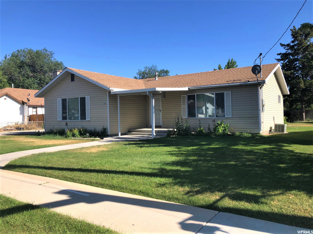 346 E Main St, Grantsville, UT 84029 — photo 2