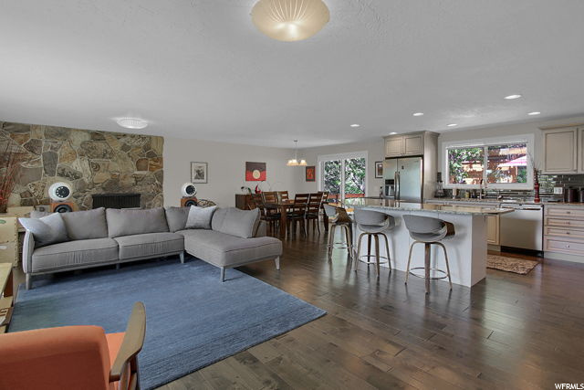4128 Lakeview Dr, Ogden, UT 84403 — photo 2