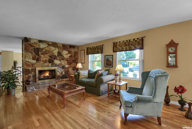 155 E 700 S, Farmington, UT 84025 — photo 3