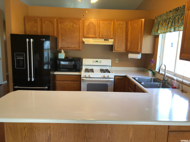 308 E 2475 N, North Logan, UT 84341 — photo 7