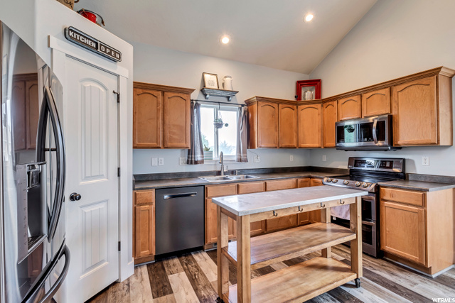4482 E Evans Dr, Eagle Mountain, UT 84005 — photo 12