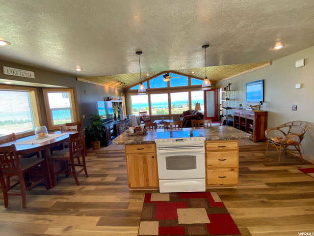 1388 N Trapper Loop, Garden City, UT 84028 — photo 9