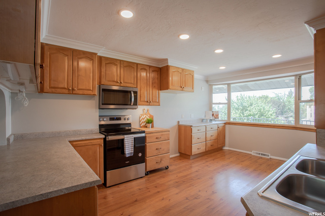 202 W 3000 S, Bountiful, UT 84010 — photo 4