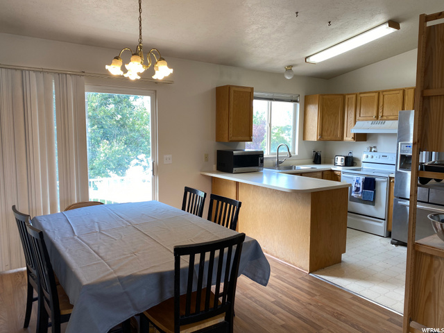 405 W 1900 S, Clearfield, UT 84015 — photo 4