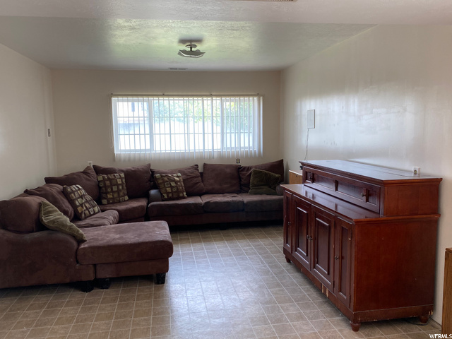 405 W 1900 S, Clearfield, UT 84015 — photo 10
