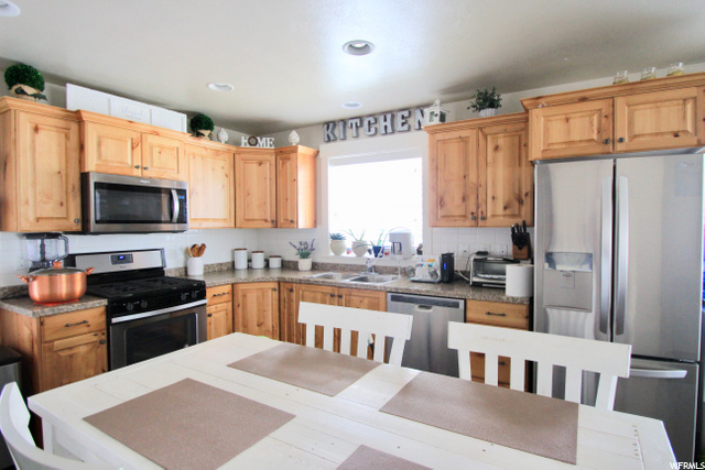 433 W 1100 N, Logan, UT 84341 — photo 7