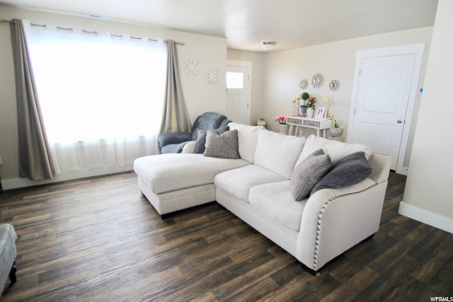 433 W 1100 N, Logan, UT 84341 — photo 5
