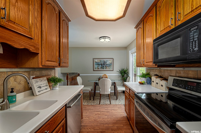 1352 E Waters Ln, Sandy, UT 84093 — photo 11