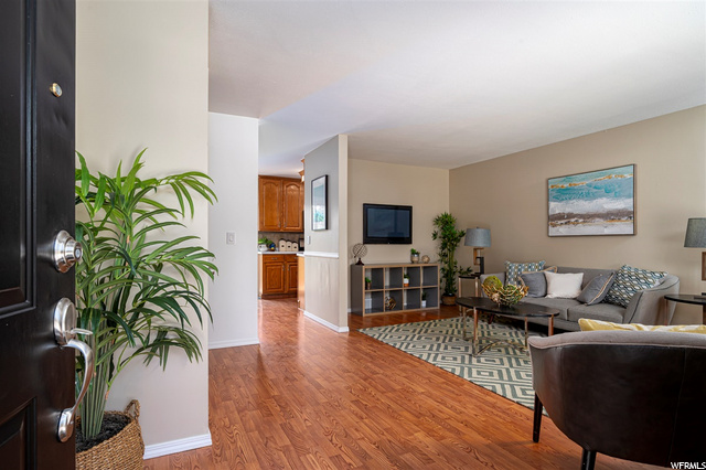 1352 E Waters Ln, Sandy, UT 84093 — photo 3