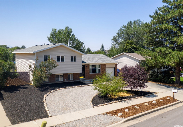 1352 E Waters Ln, Sandy, UT 84093 — photo 2