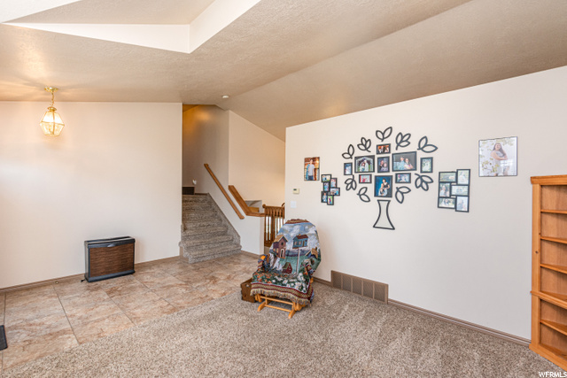 728 W 1960 N, Clinton, UT 84015 — photo 4