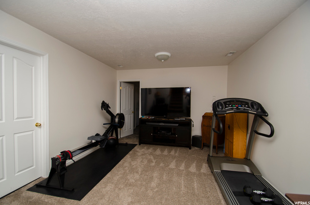 1043 E Canfield Dr, Ogden, UT 84404 — photo 8