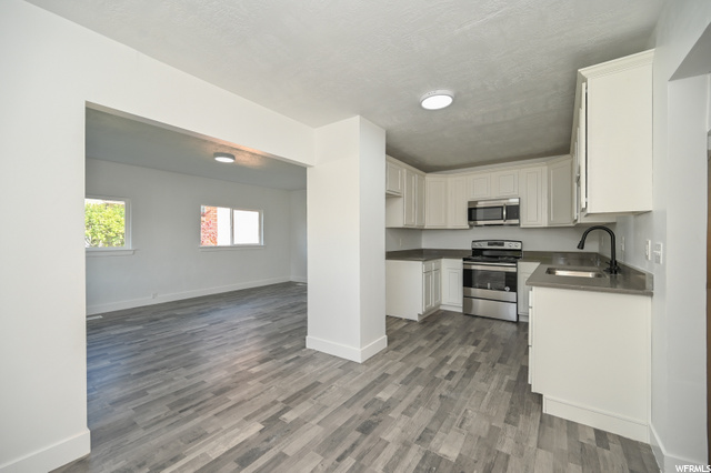 258 E Utah Ave, Tooele, UT 84074 — photo 7