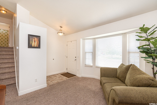 832 W 1090 N, Clinton, UT 84015 — photo 4