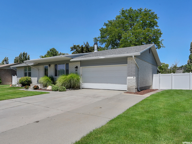 1023 E Fallbrook Way S, Sandy, UT 84094 — photo 2