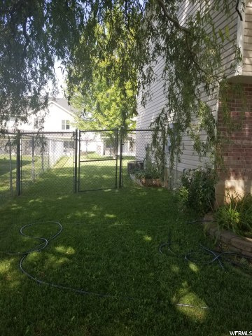 707 N 1725 W, Clinton, UT 84015 — photo 4