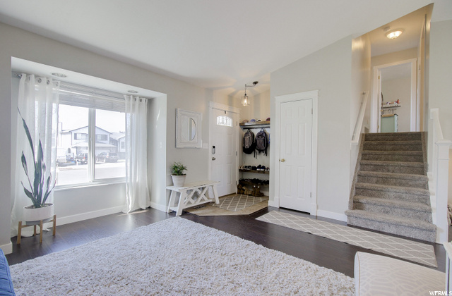 102 W 2050 S, Clearfield, UT 84015 — photo 4