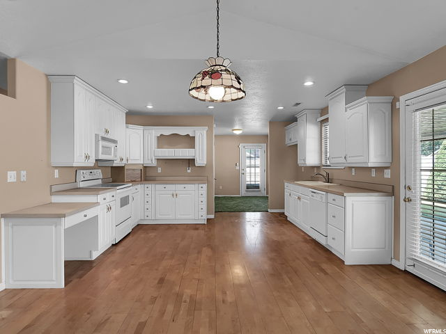 874 W 1680 N, Clinton, UT 84015 — photo 10