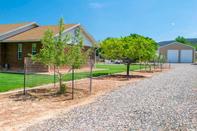 362 N 200 E, Parowan, UT 84761 — photo 4