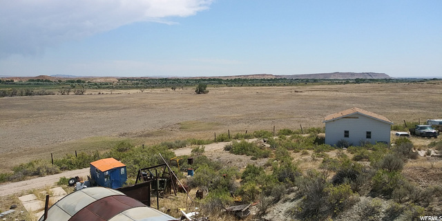 6059 E 4000 S, Roosevelt, UT 84066 — photo 5