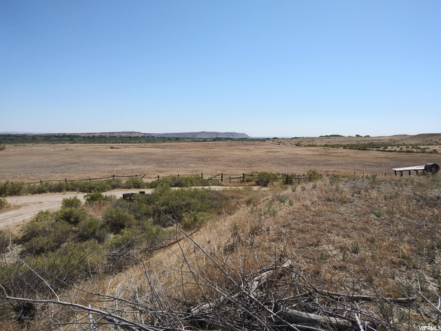 6059 E 4000 S, Roosevelt, UT 84066 — photo 9