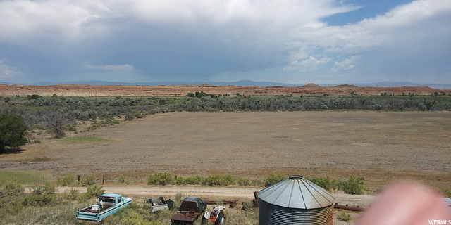 6059 E 4000 S, Roosevelt, UT 84066 — photo 6