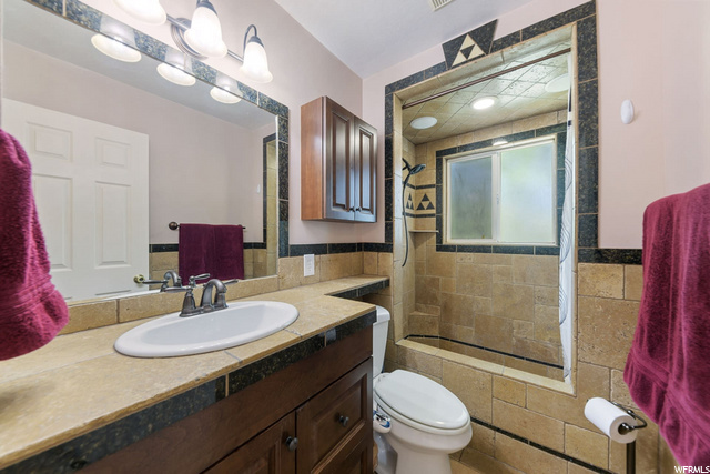 5423 S 3375 W, Roy, UT 84067 — photo 10
