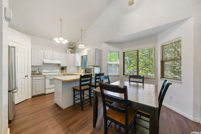5423 S 3375 W, Roy, UT 84067 — photo 2