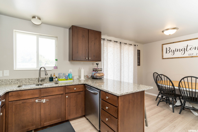 1558 N 550 W, Clinton, UT 84015 — photo 9