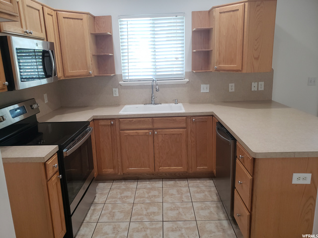 4626 S 4000 W, Roy, UT 84067 — photo 9